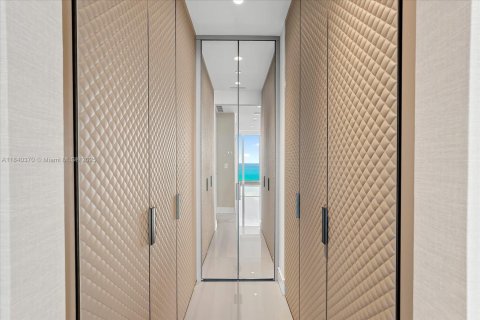 Снять в аренду кондоминиум в Санни-Айлс-Бич, Флорида 4 спальни, 277.5м2, № 1939422 - фото 19