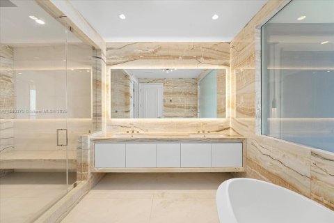 Снять в аренду кондоминиум в Санни-Айлс-Бич, Флорида 4 спальни, 277.5м2, № 1939422 - фото 18