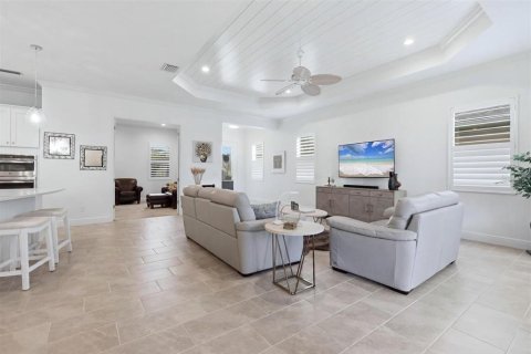 Casa en venta en Bradenton, Florida, 3 dormitorios, 214.51 m2 № 2200213 - foto 17