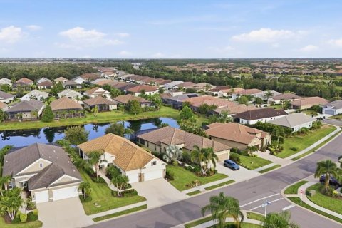 Casa en venta en Bradenton, Florida, 3 dormitorios, 214.51 m2 № 2200213 - foto 8