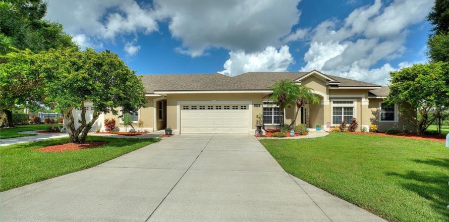 Casa en Winter Haven, Florida 3 dormitorios, 287.81 m2 № 1869513