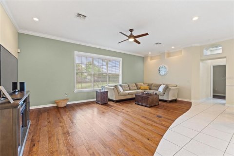 Casa en venta en Winter Haven, Florida, 3 dormitorios, 287.81 m2 № 1869513 - foto 22