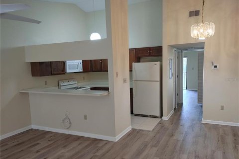 Condo in Clearwater, Florida, 1 bedroom  № 2391033 - photo 3