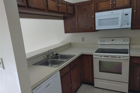 Condo in Clearwater, Florida, 1 bedroom  № 2391033 - photo 5