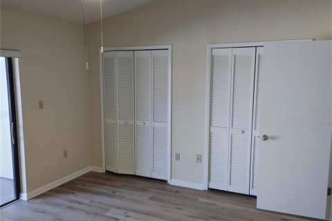 Condo in Clearwater, Florida, 1 bedroom  № 2391033 - photo 9