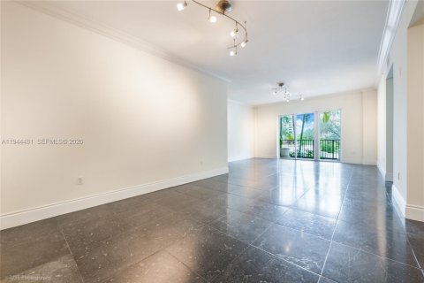Copropriété à louer à Coral Gables, Floride: 2 chambres, 179.49 m2 № 2001334 - photo 3
