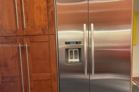 Copropriété à louer à Coral Gables, Floride: 2 chambres, 179.49 m2 № 2001334 - photo 17