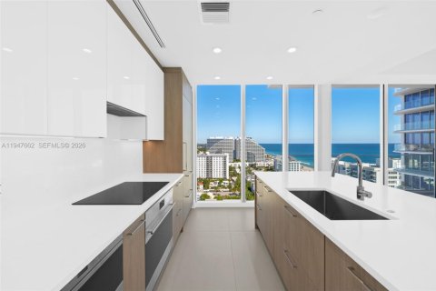 Copropriété à vendre à Fort Lauderdale, Floride: 2 chambres, 175.59 m2 № 2005370 - photo 3