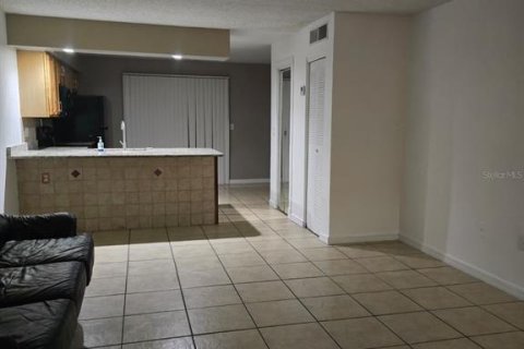 Apartamento en alquiler en Orlando, Florida, 3 dormitorios, 103.4 m2 № 1877186 - foto 5