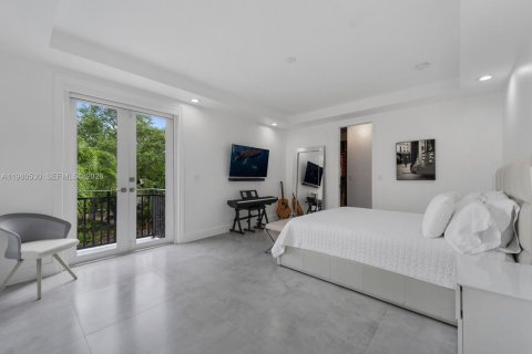 Купить виллу или дом в Майами, Флорида 4 спальни, 289.67м2, № 2052322 - фото 24