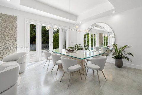 Купить виллу или дом в Майами, Флорида 4 спальни, 289.67м2, № 2052322 - фото 10