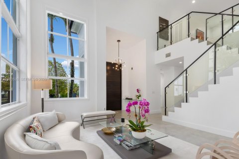 Купить виллу или дом в Майами, Флорида 4 спальни, 289.67м2, № 2052322 - фото 4