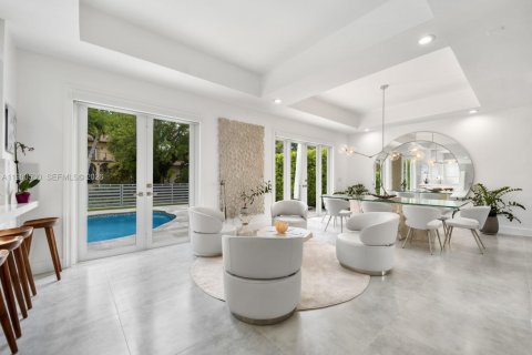 Купить виллу или дом в Майами, Флорида 4 спальни, 289.67м2, № 2052322 - фото 9