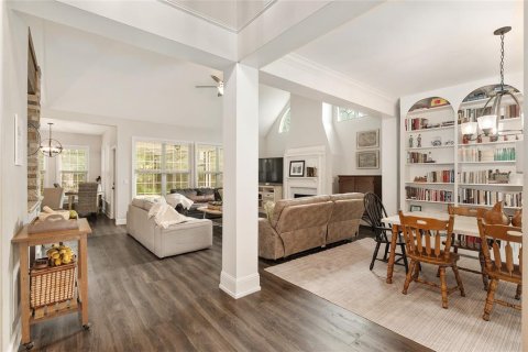 Casa en venta en Gainesville, Florida, 4 dormitorios, 280.56 m2 № 2121327 - foto 5