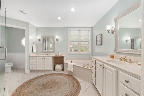 Casa en venta en Gainesville, Florida, 4 dormitorios, 280.56 m2 № 2121327 - foto 28