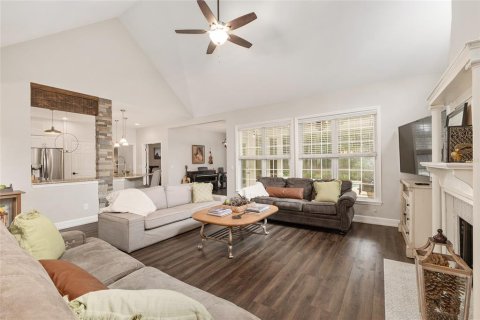 Casa en venta en Gainesville, Florida, 4 dormitorios, 280.56 m2 № 2121327 - foto 8