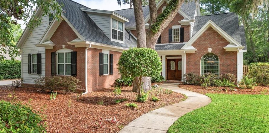Casa en Gainesville, Florida 4 dormitorios, 280.56 m2 № 2121327