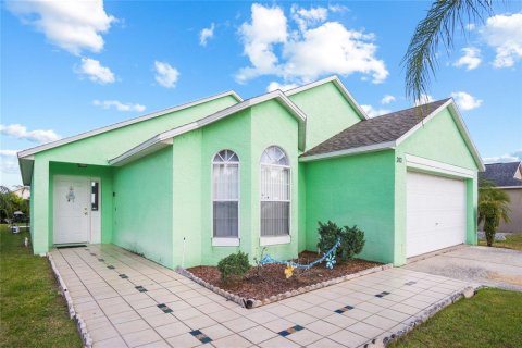 House in Davenport, Florida 4 bedrooms, 134.89 sq.m. № 1657731 - photo 4