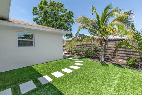 Villa ou maison à vendre à Bradenton, Floride: 3 chambres, 152.73 m2 № 1734843 - photo 9