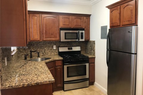 Appartement à louer à Coral Gables, Floride: 1 chambre, 52.03 m2 № 2075591 - photo 5