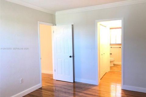 Appartement à louer à Coral Gables, Floride: 1 chambre, 52.03 m2 № 2075591 - photo 9