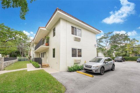 Appartement à louer à Coral Gables, Floride: 1 chambre, 52.03 m2 № 2075591 - photo 15