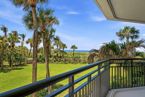 Condo in St. Lucie, Florida, 9 rooms  № 2088008 - photo 2