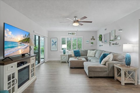 Copropriété à vendre à Port Richey, Floride: 2 chambres, 129.97 m2 № 2408706 - photo 11