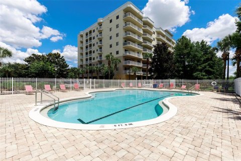 Copropriété à louer à Orlando, Floride: 3 chambres, 164.9 m2 № 2410226 - photo 2