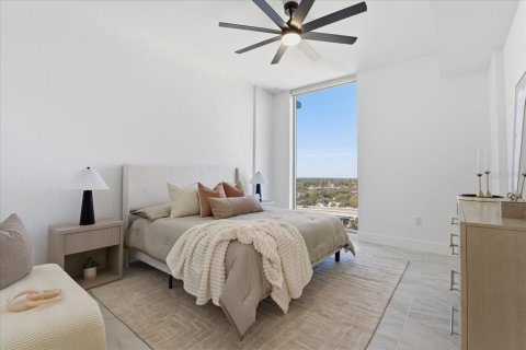 Condo in Saint Petersburg, Florida, 3 bedrooms № 2123372 - photo 10
