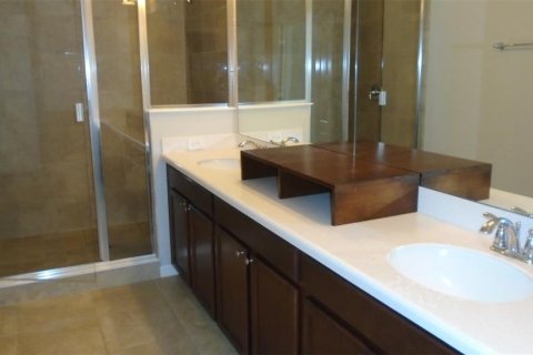 Villa ou maison à louer à Altamonte Springs, Floride: 3 chambres, 178.74 m2 № 1816084 - photo 15