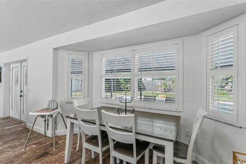 Villa ou maison à vendre à Lakeland, Floride: 4 chambres, 161.74 m2 № 2430461 - photo 14