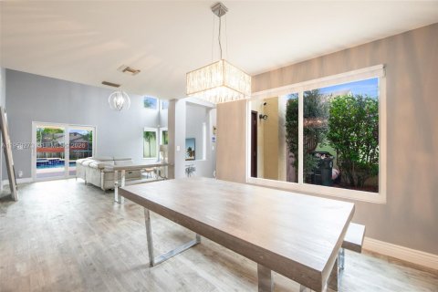 Casa en venta en Coconut Creek, Florida, 3 dormitorios, 206.52 m2 № 2024753 - foto 11