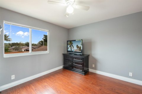 Casa en venta en Coconut Creek, Florida, 3 dormitorios, 206.52 m2 № 2024753 - foto 30