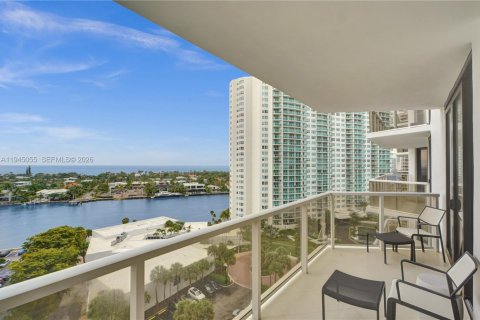 Copropriété à vendre à Aventura, Floride: 2 chambres, 167.22 m2 № 2001448 - photo 14