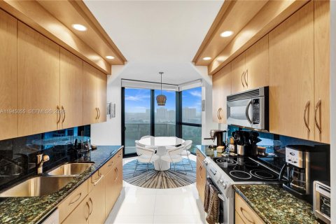 Copropriété à vendre à Aventura, Floride: 2 chambres, 167.22 m2 № 2001448 - photo 6