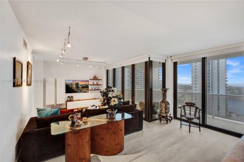 Copropriété à vendre à Aventura, Floride: 2 chambres, 167.22 m2 № 2001448 - photo 24