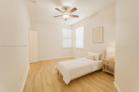 House in Lehigh Acres, Florida 5 bedrooms № 1882613 - photo 24