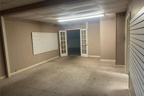 Propiedad comercial en alquiler en Port Charlotte, Florida, 325.16 m2 № 1561080 - foto 22