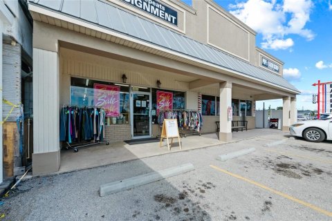Propiedad comercial en alquiler en Port Charlotte, Florida, 325.16 m2 № 1561080 - foto 13