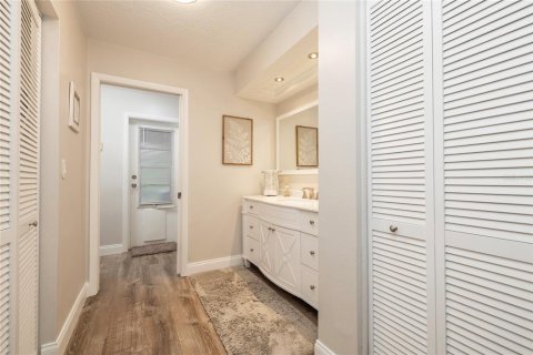 Villa ou maison à vendre à Clearwater, Floride: 3 chambres, 166.85 m2 № 1915800 - photo 16