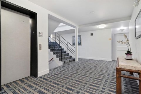 Copropriété à vendre à Miami Beach, Floride: 2 chambres, 84.54 m2 № 954680 - photo 1