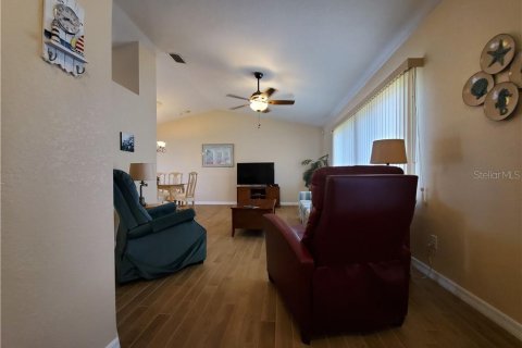 Villa ou maison à louer à Englewood, Floride: 3 chambres, 155.33 m2 № 238849 - photo 7