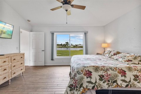 Villa ou maison à louer à Englewood, Floride: 3 chambres, 155.33 m2 № 238849 - photo 24