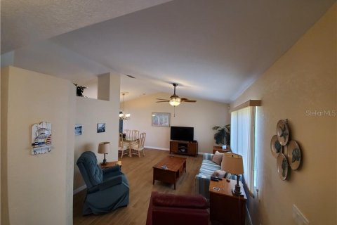 Villa ou maison à louer à Englewood, Floride: 3 chambres, 155.33 m2 № 238849 - photo 6