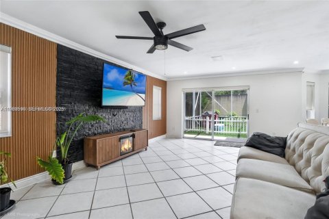 Снять в аренду виллу или дом в Дейви, Флорида 4 спальни, 235.41м2, № 1992370 - фото 12