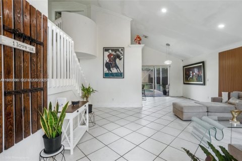 Снять в аренду виллу или дом в Дейви, Флорида 4 спальни, 235.41м2, № 1992370 - фото 6