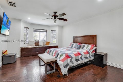 Снять в аренду виллу или дом в Дейви, Флорида 4 спальни, 235.41м2, № 1992370 - фото 18