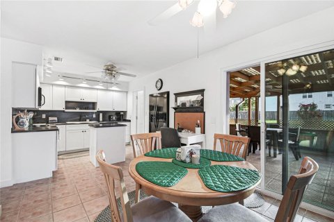 House in Saint Augustine, Florida 3 bedrooms, 116.69 sq.m. № 1907798 - photo 13