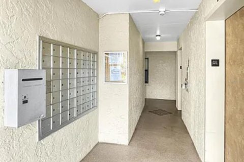 Copropriété à louer à Clearwater, Floride: 2 chambres, 99.41 m2 № 1793593 - photo 17